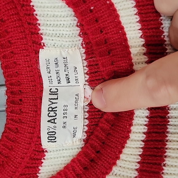 Vintage Striped Sweater Vest - Picture 5 of 7